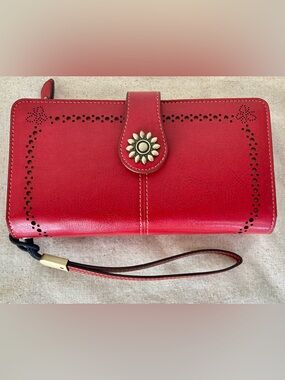 NWOT - Lavemi RFID Blocking Credit Card Wallet